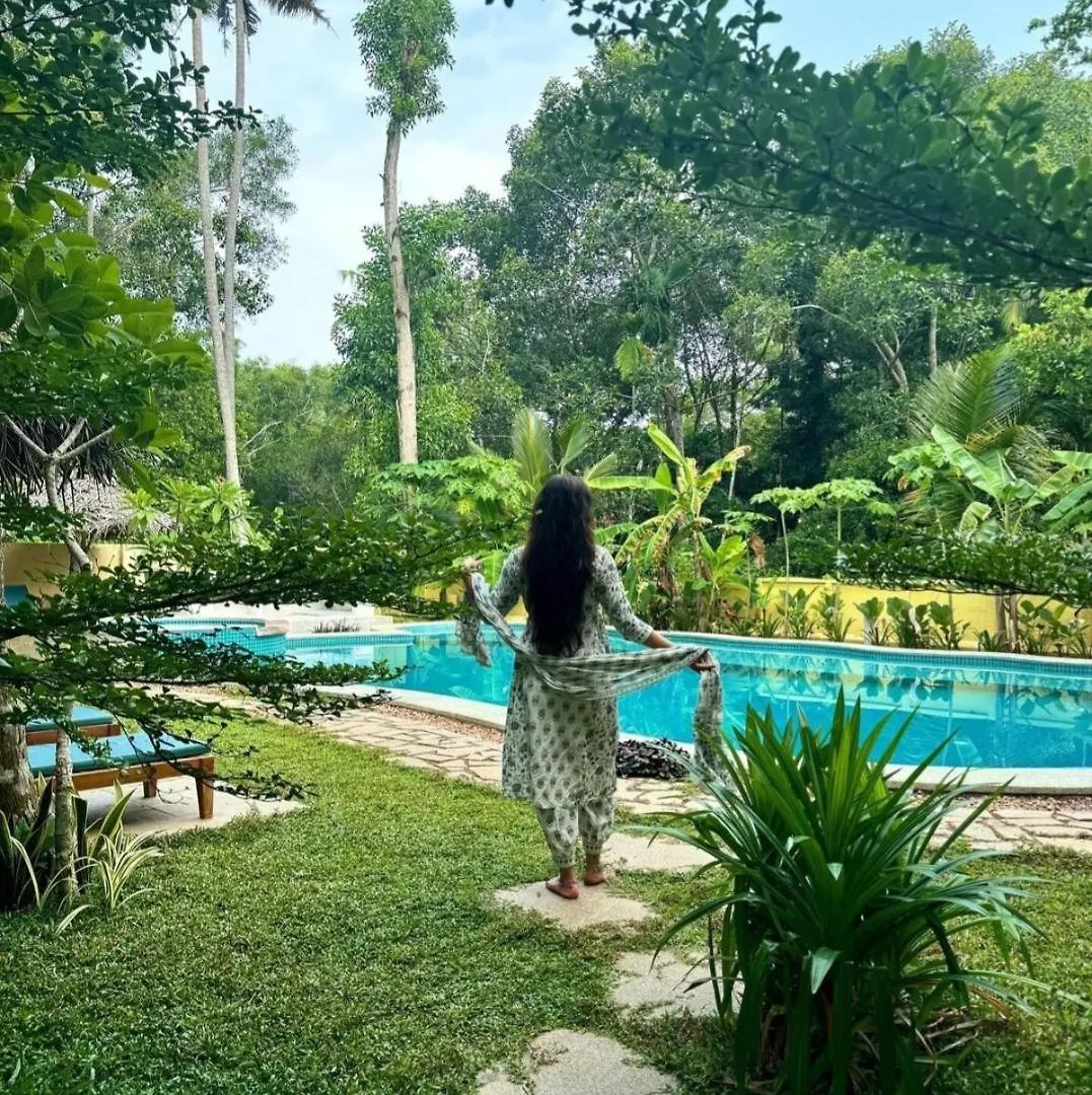Marari Beach Bungalow Resort Alleppey Mararikulam 0*,  India