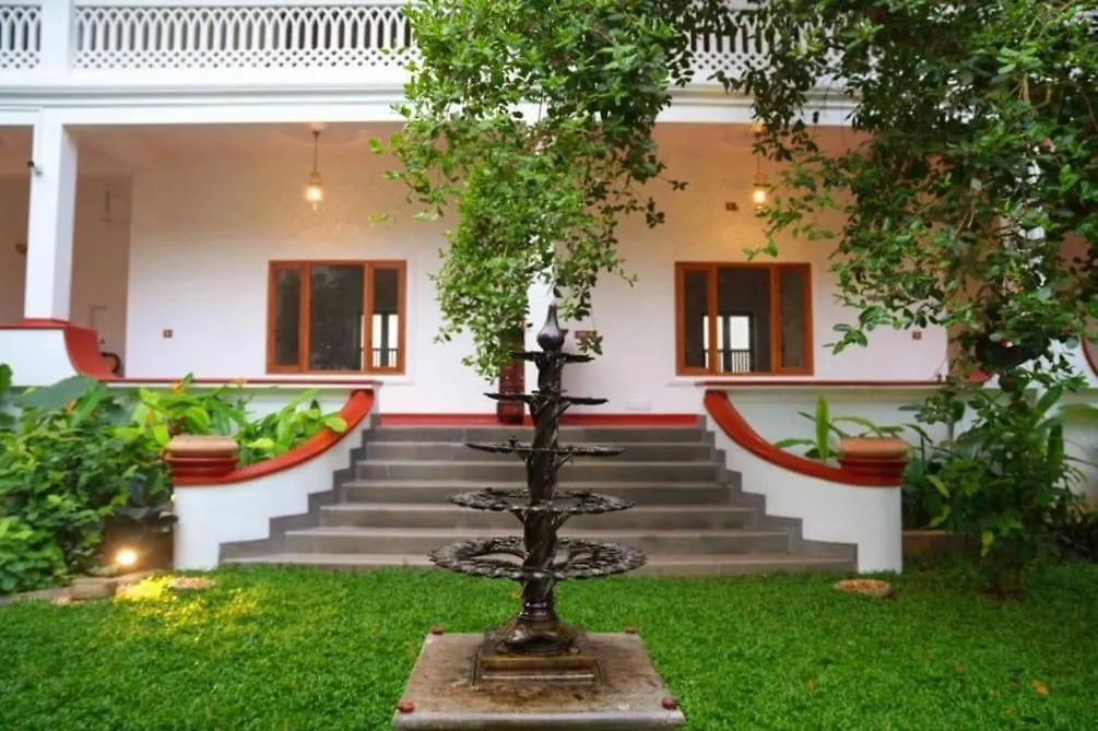 Marari Beach Bungalow Resort Alleppey Mararikulam